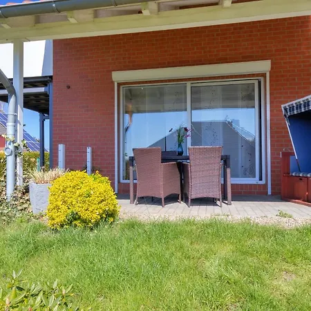 Haus Im Gruenen Apartment Heringsdorf  Exterior photo